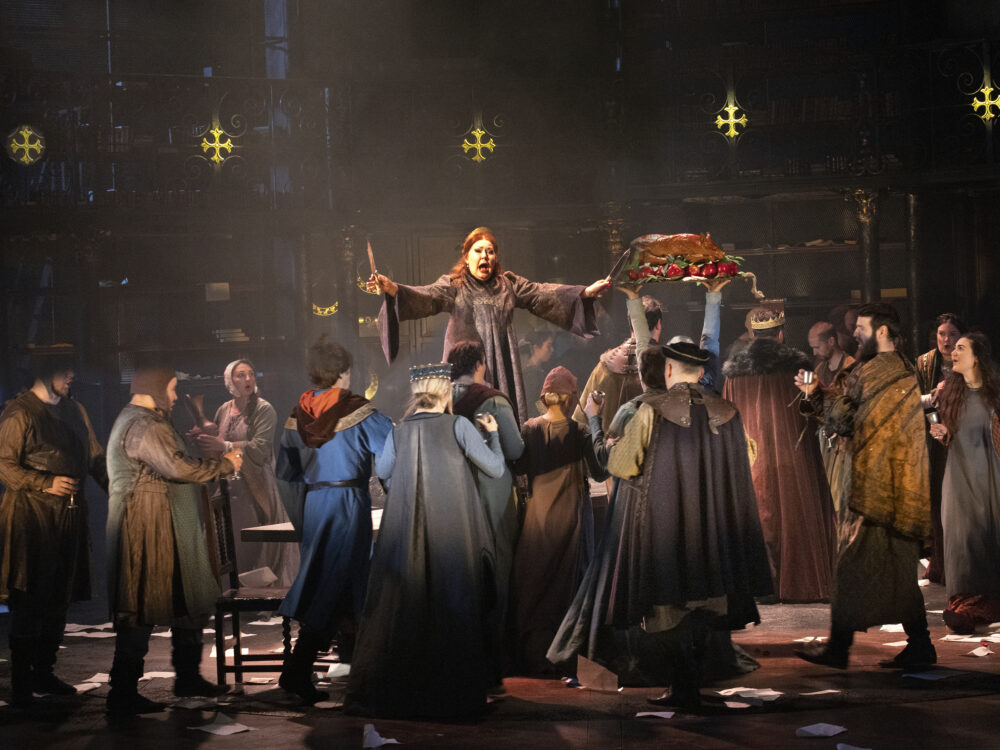 Judith Howarth - Lady Macbeth | The Grange Festival Chorus | Photo © Simon Anand}