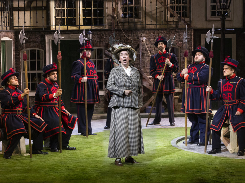 Heather Shipp - Dame Carruthers | The Grange Festival Chorus | Photo © Simon Anand}